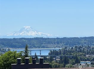 3370 Narrows View Ln NE UNIT 202, Bremerton, WA 98310