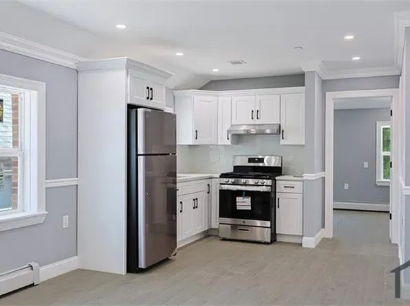 842 E 225th St, Bronx, NY