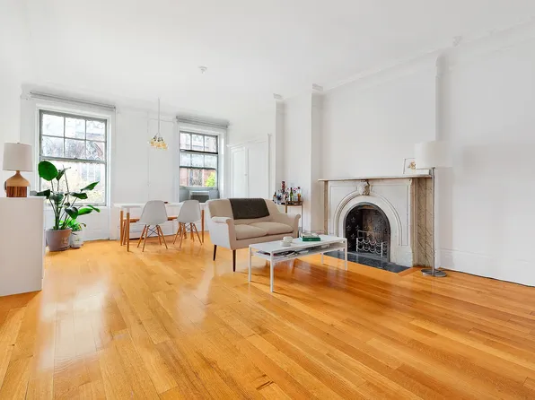 156 Montague St #3A, Brooklyn, NY 11201