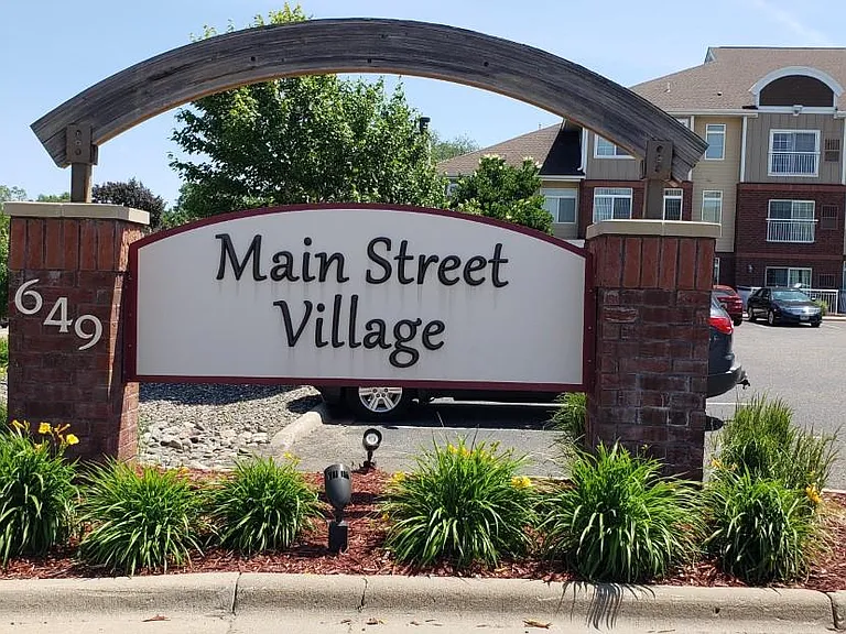 Main Street Village condos are arond the corner from the Main Street Village shopping center with unique shops and restaurants.