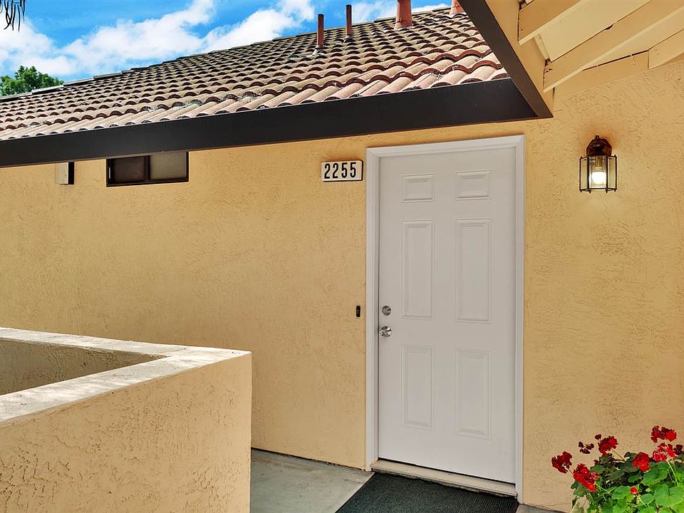 1st image of 2255 Renwick Ln