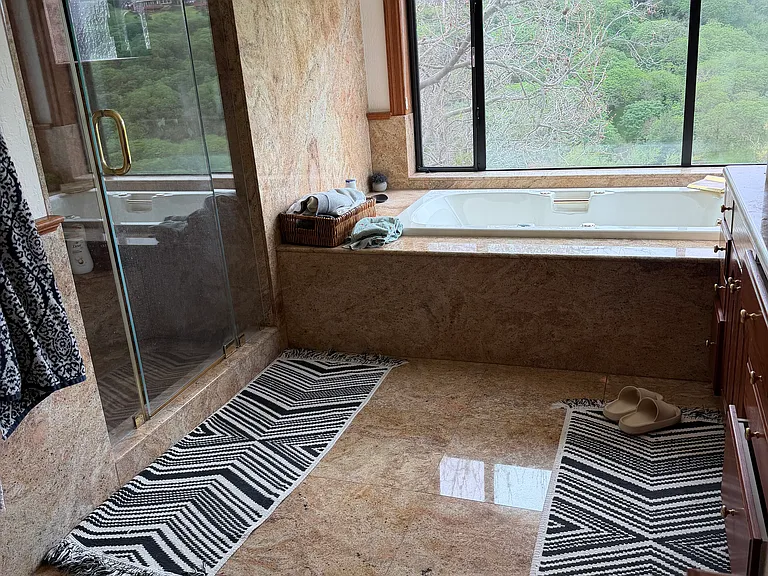 1-2000 Saddle Mountain Dr — Photo 5
