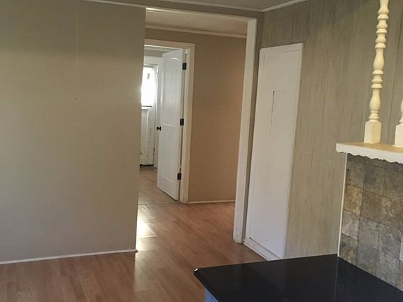 5th image of 533 W Sallier St