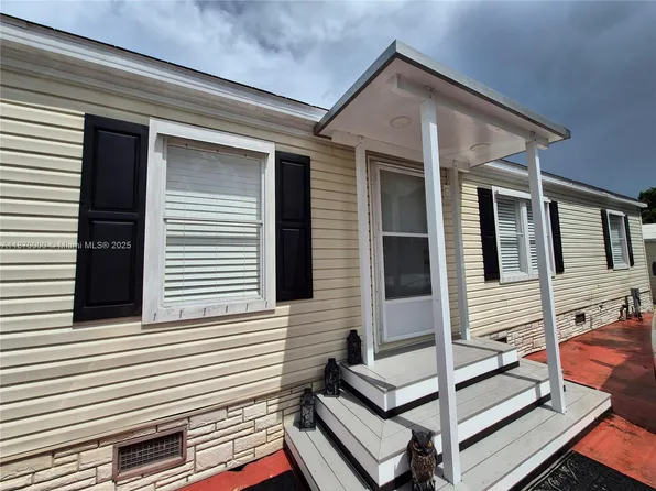 220 NE 12th Ave Lot 157, Homestead, FL 33030