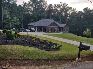 7255 Rocky Ln, Acworth, GA 30102