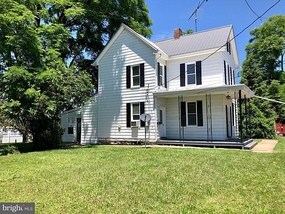 2nd image of 211 S Carlisle St