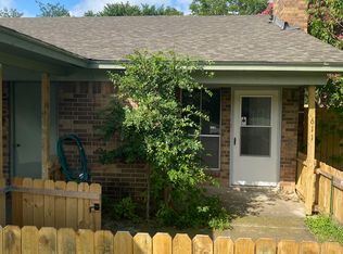 609 NW Renfro St #611, Burleson, TX 76028