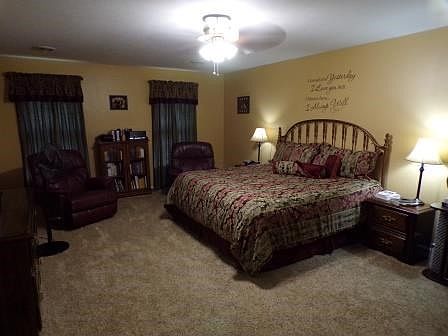 5th image of 1020 Lakewood Dr