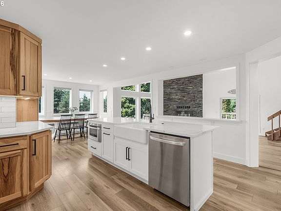 4th image of 5911 SW Briar Patch Ln