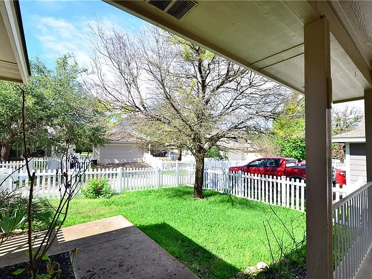 1215 Cardigan St — Photo 17