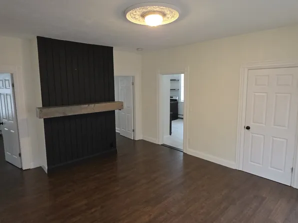 53 Sumner St #2, Pawtucket, RI 02860