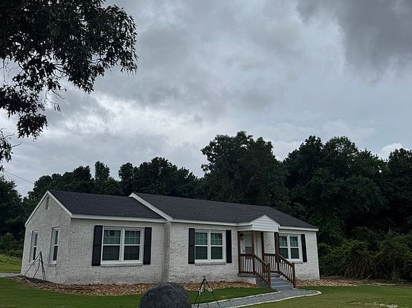 1295 Newton Grove Hwy