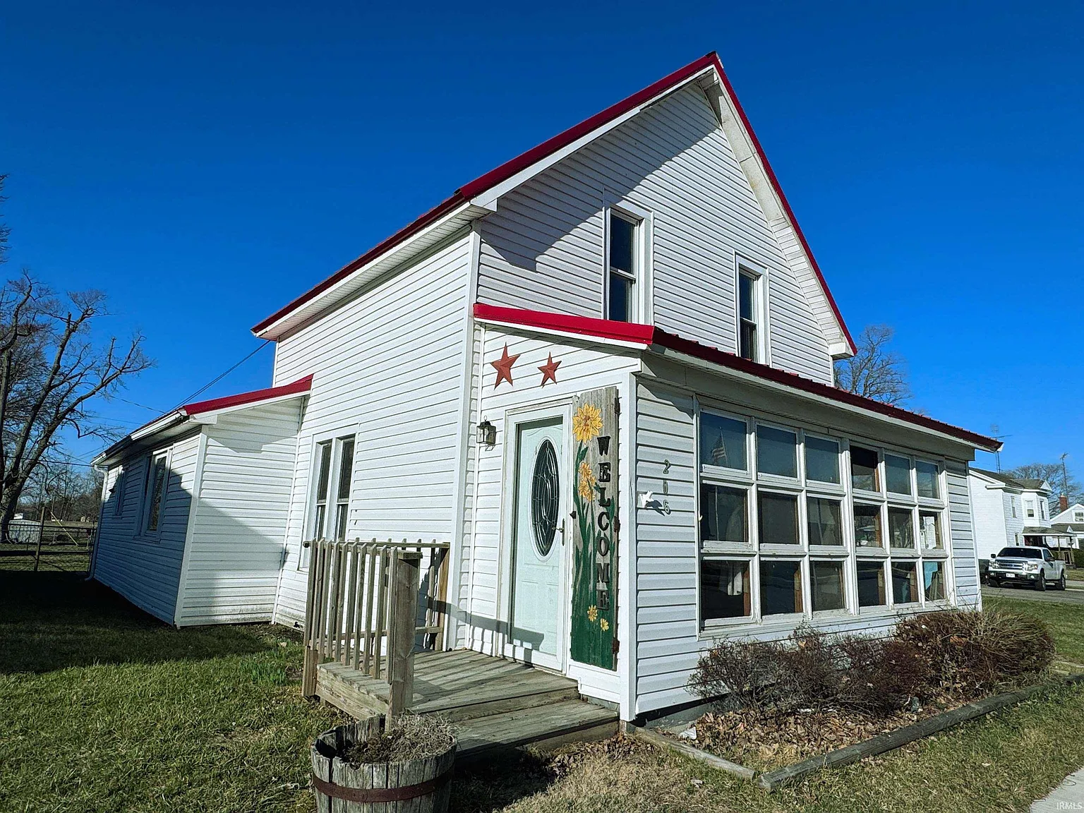 206 N Chicago St photo 1