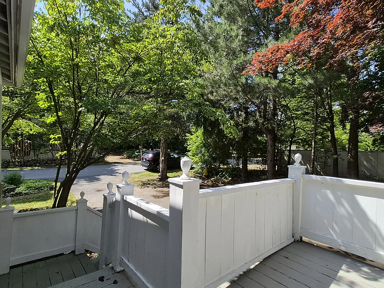 45 Stearns Rd — Photo 13