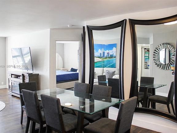 4th image of 3500 Mystic Pointe Dr APT 1907