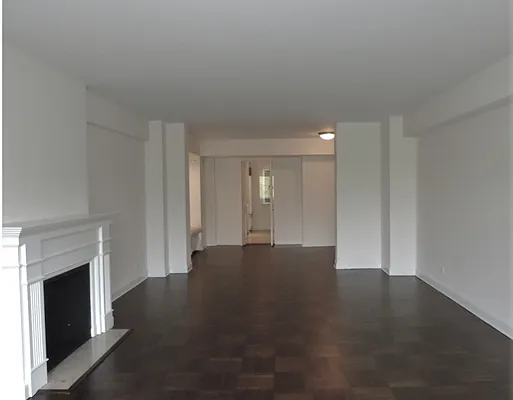 Rented by essential NEW YORK Real Estate | media 37