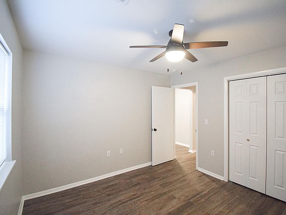 3rd image of 1308 SE C St #A