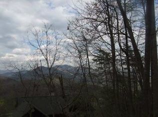 998 Hidden Summit Rd, Hiawassee, GA 30546