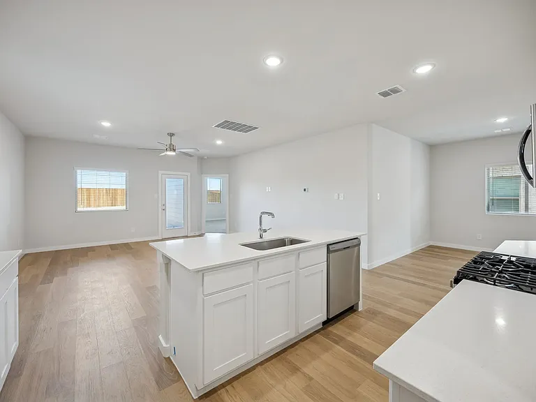 5212 Gentle Rain Dr — Photo 6