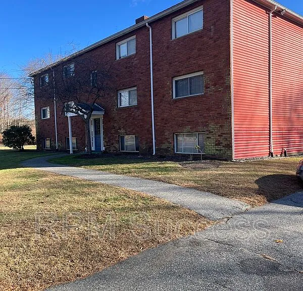 841 Tucker Rd #4 — Photo 1