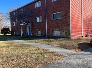 841 Tucker Rd APT 4, North Dartmouth, MA 02747