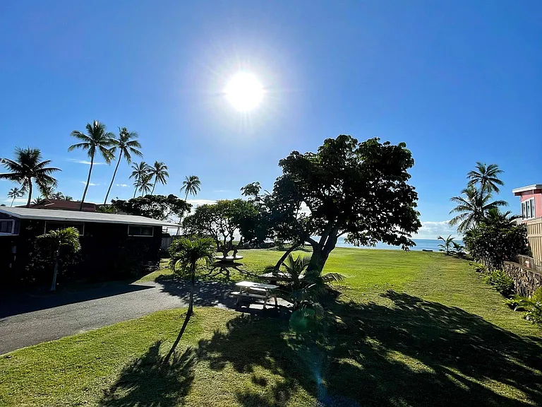 Step onto your private lawn right before you plunge into the Pacific.