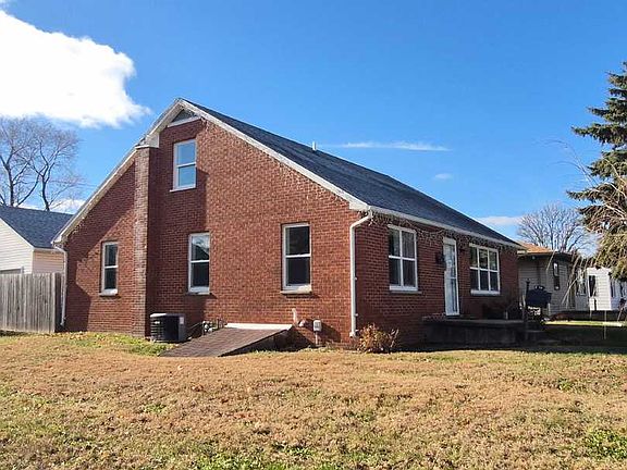 5th image of 1101 W 21st St