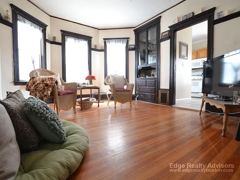 54 Tremont St #2A — Photo 6