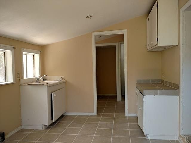 1st image of 2213 W Jackson St #B
