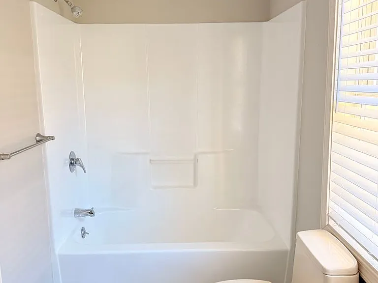 Pet-friendly Apartments for Rent in Hartford, VT! — Photo 26