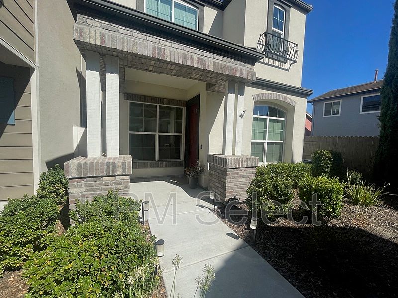 1st image of 3304 Hummingbird Ct