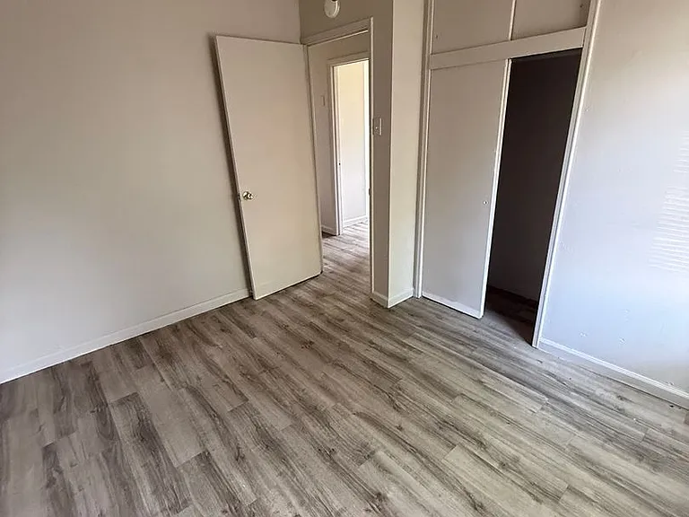 1 Dora Dr — Photo 6
