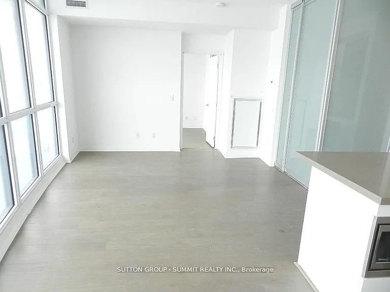 59 Annie Craig Dr #1105 — Photo 8