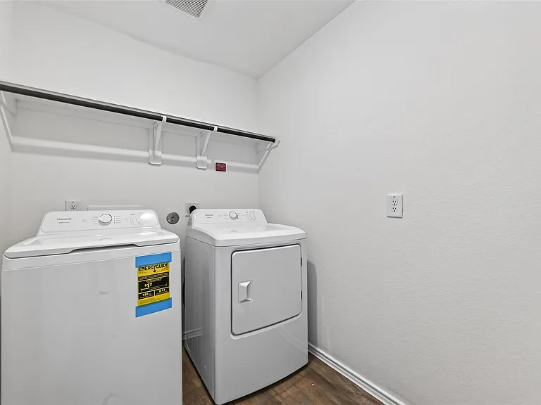 3030 Holland Lakes Dr — Photo 42