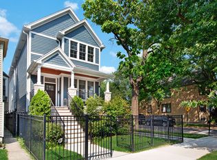 2200 W Farragut Ave, Chicago, IL 60625
