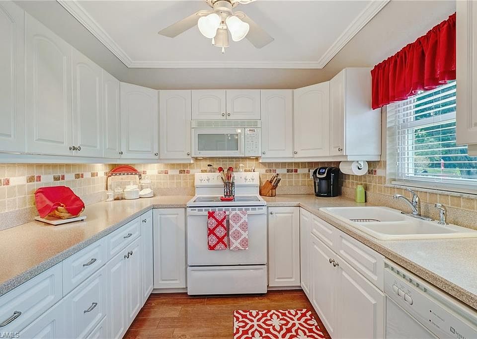 1st image of 6858 Sandtrap Dr APT 2