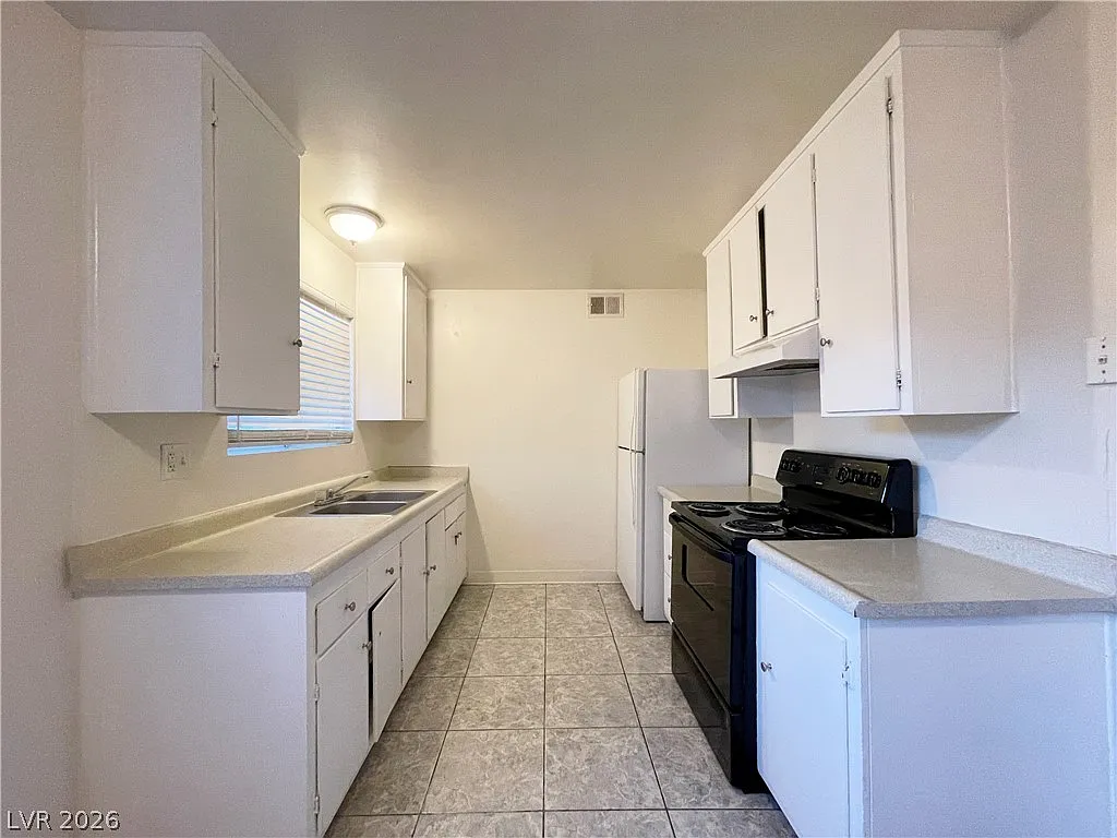 2 bed, 1.0 bath, 950 sqft, $890 — Photo 4