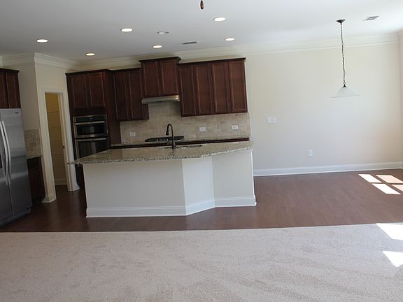 4th image of 9865 Cameron Parc Cir