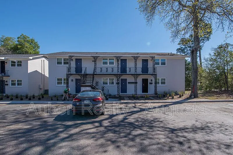 Building Photo - 1604 Johns Rd #F