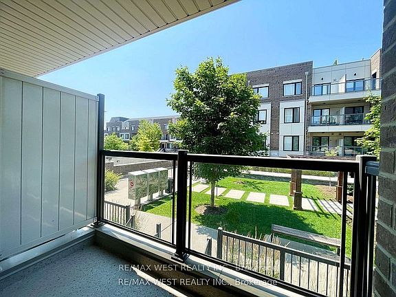 3rd image of 252 Royal York Rd #213