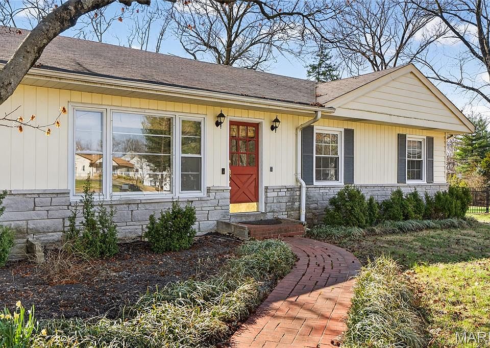 1st image of 12 Ramblewood Ln