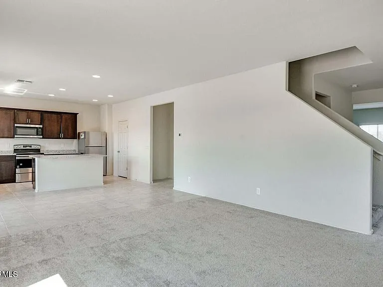18283 N Presley Ln — Photo 9