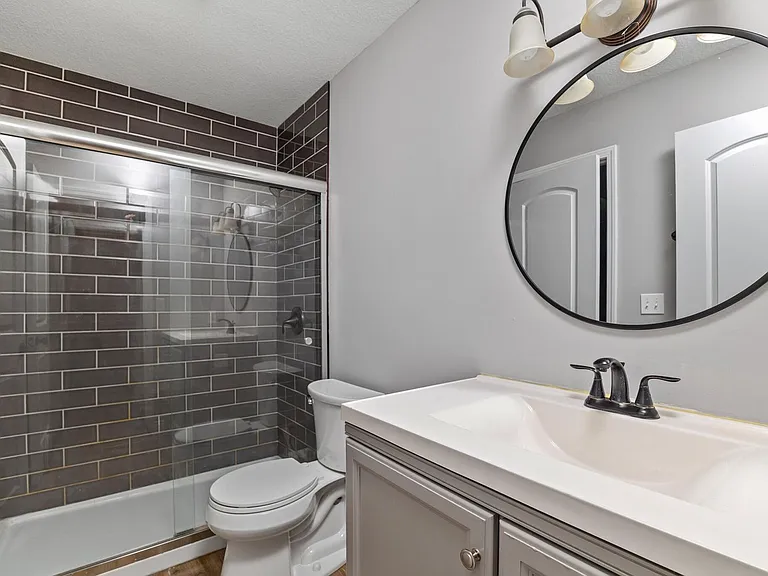 607 Winterway Dr — Photo 13