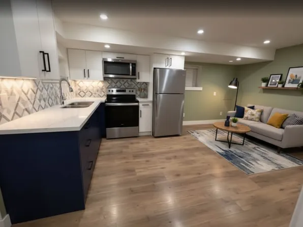 4800 Dundas St, Burnaby, BC