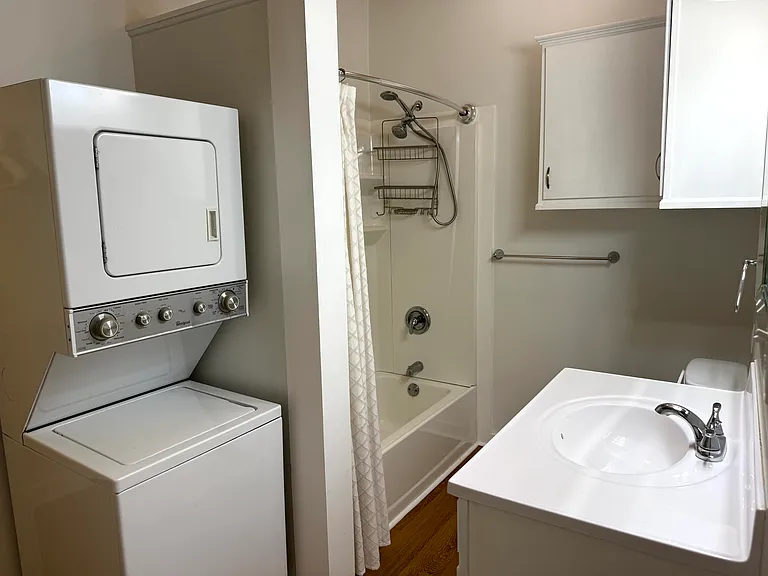 845 Wilkinson St #C — Photo 8