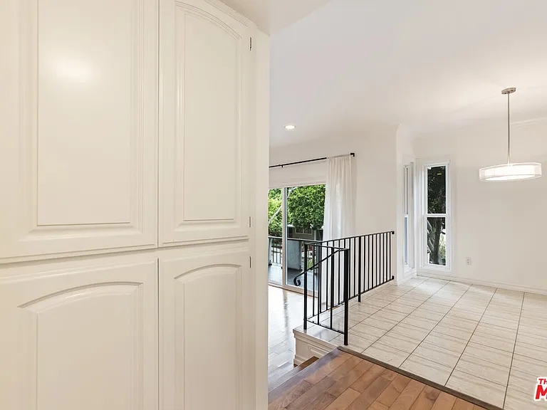 1226 Franklin St #4 — Photo 21