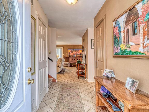 3rd image of 1330 Quimet Rd