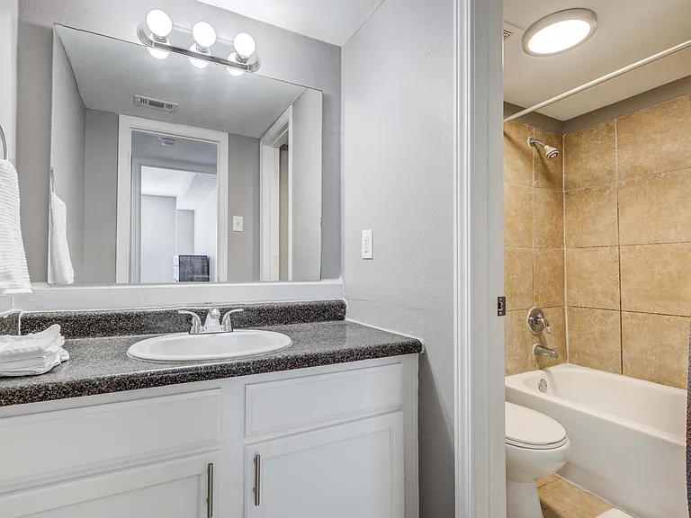 Westchase Apartments — Photo 9