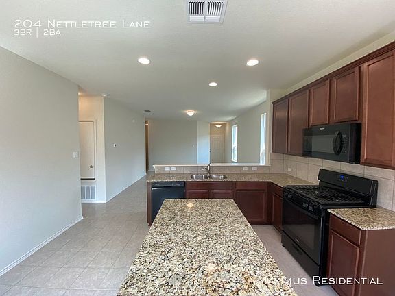 4th image of 204 Nettletree Ln