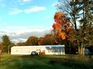 101 S Trent Rd, Ravenna, MI 49451